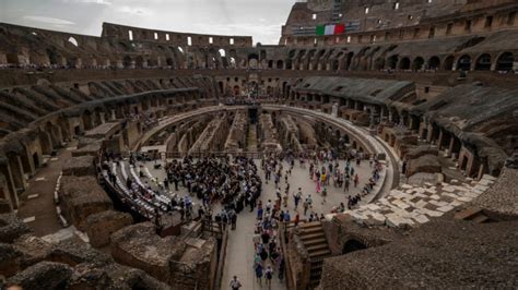 Orange County man records video of tourist vandalizing Rome's Colosseum